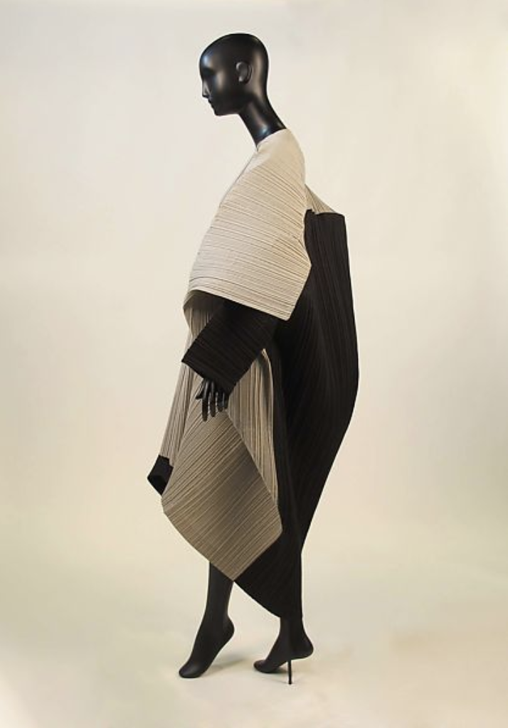 A Look Into Modern Issey Miyake – The Rosenrot | A Collection of