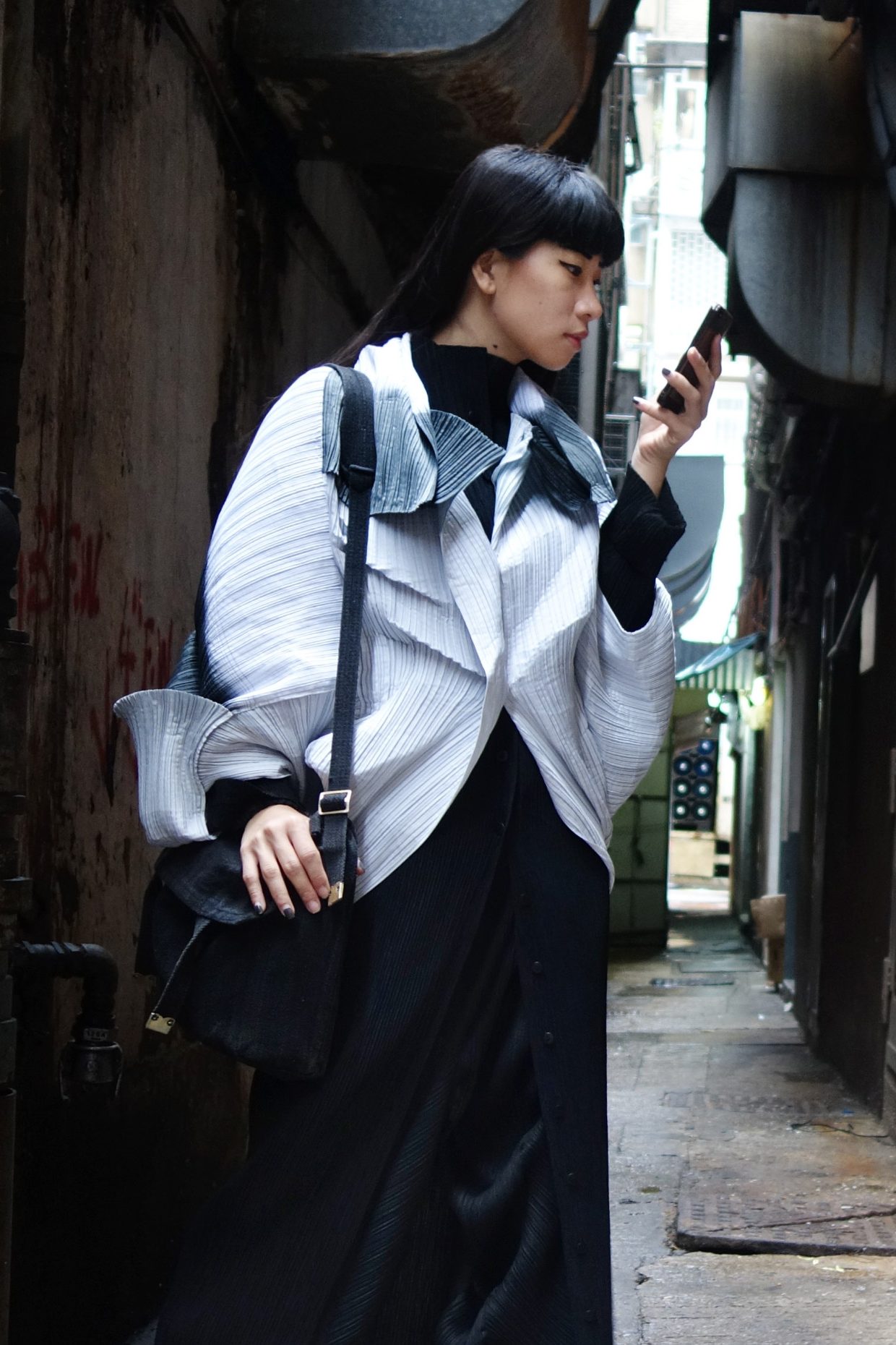 Harajuku Streetwear Style w/ Body Chains, Remake Blazer, Comme des